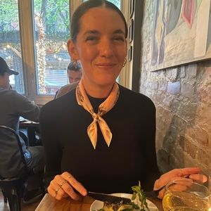 Meet your Posher, Jillian